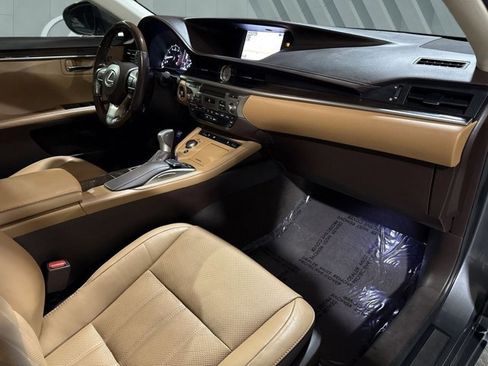 Used 2016 Lexus ES 350 image 29