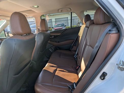 Used 2020 Subaru Outback Touring image 12