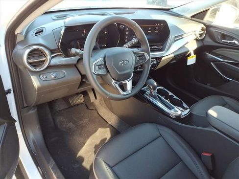 New 2026 Chevrolet Trax ACTIV FWD image 6