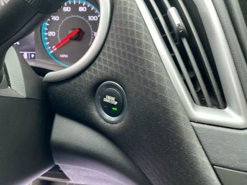 Used 2025 Chevrolet Malibu LT image 28