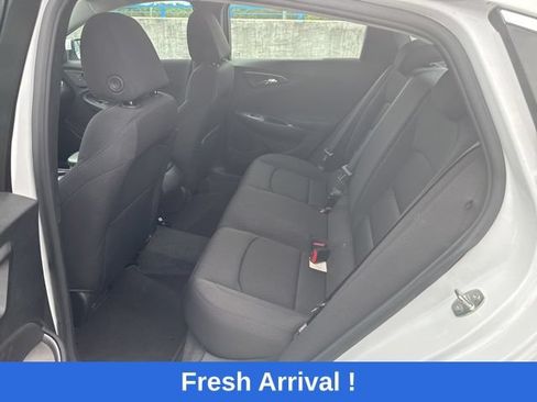 Used 2023 Chevrolet Malibu RS FWD image 3
