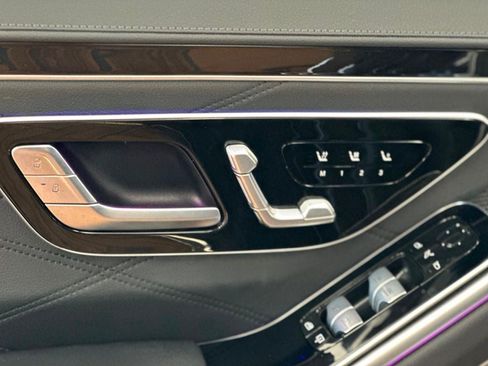 Used 2024 Mercedes-Benz S 63 AMG S image 31