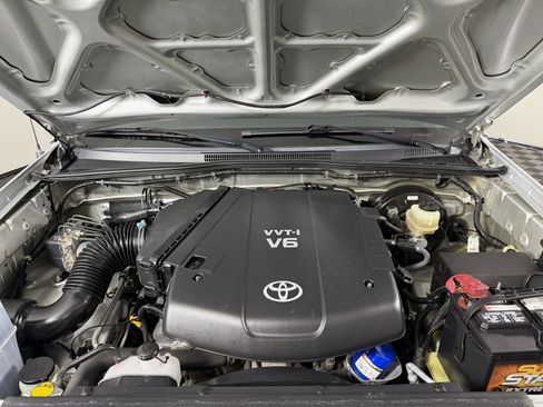 Used 2010 Toyota Tacoma PreRunner RWD image 15
