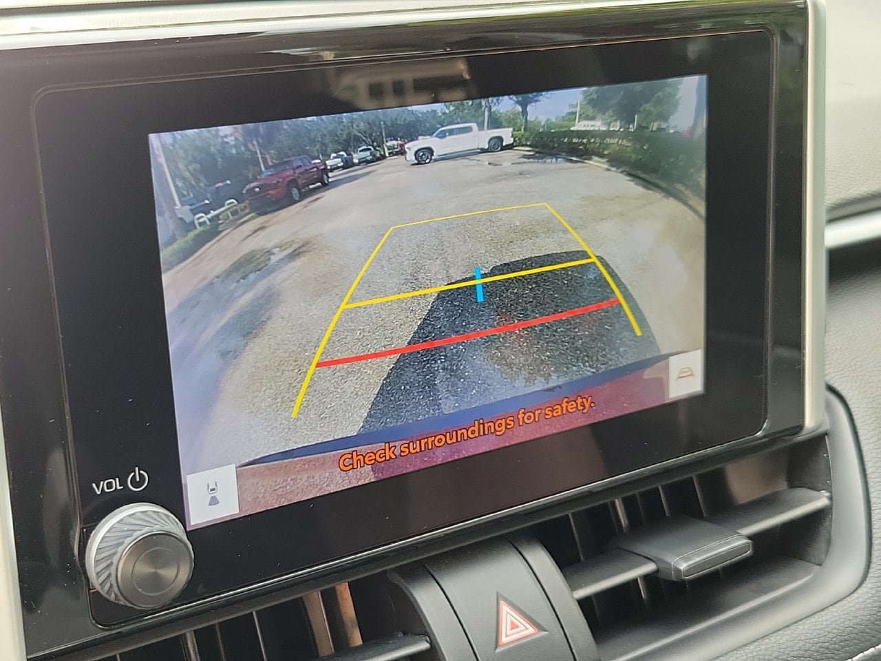 Used 2023 Toyota RAV4 LE FWD image 25