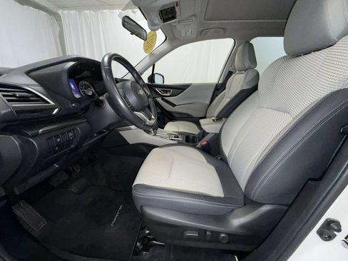 Used 2021 Subaru Forester Premium AWD/4WD image 11
