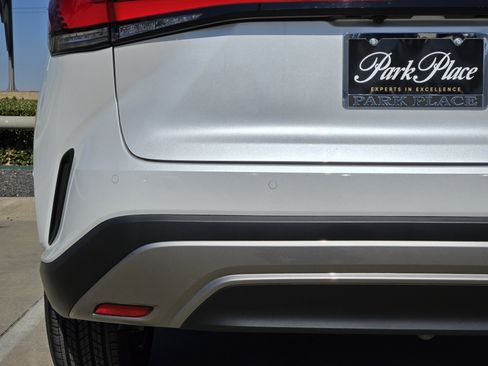 Used 2025 Lexus RX 350 Premium image 17