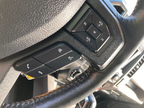 Used 2019 Ford F150 XLT w/ Equipment Group 302A Luxury AWD/4WD image 43