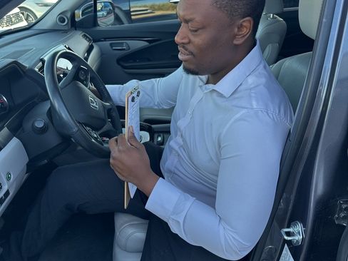 Used 2022 Honda Pilot Elite image 17