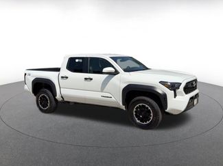Used 2024 Toyota Tacoma TRD Off-Road video 2