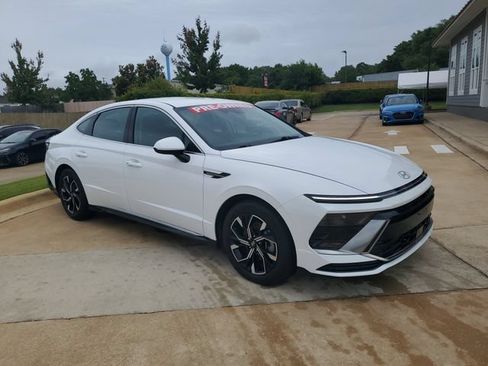 Used 2025 Hyundai Sonata SEL FWD image 8