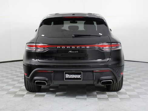 Used 2025 Porsche Macan image 6