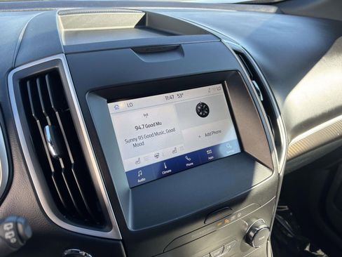 Certified 2020 Ford Edge ST-Line w/ Cold Weather Package image 21