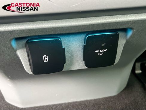 Used 2024 Ford F150 XLT w/ Mobile Office Package image 32