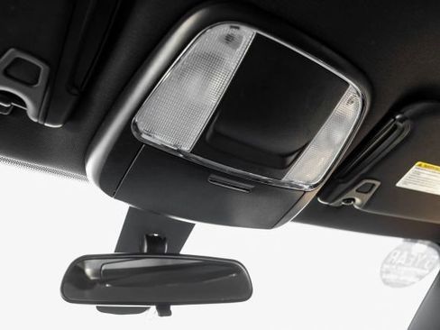 Used 2022 Dodge Charger SXT image 42