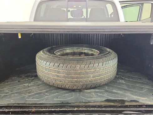 Used 2023 Toyota Tacoma SR AWD/4WD image 19