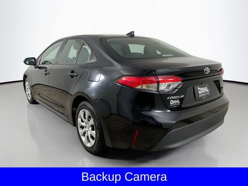 Used 2023 Toyota Corolla LE image 6