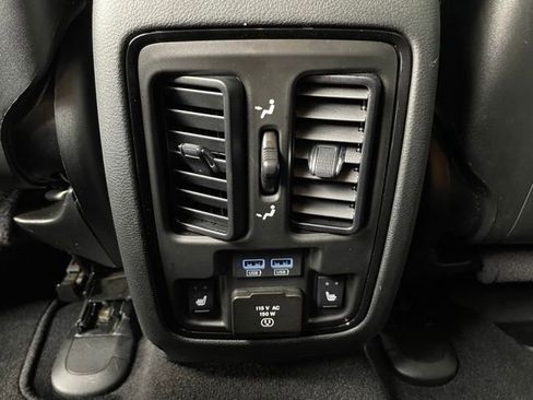 Used 2023 Dodge Durango R/T AWD/4WD image 27