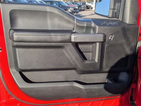 Used 2018 Ford F150 XLT w/ Equipment Group 302A Luxury image 9