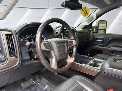 Used 2018 GMC Sierra 3500 Denali w/ Duramax Plus Package AWD/4WD image 10