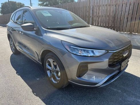 Used 2024 Ford Escape ST-Line image 2