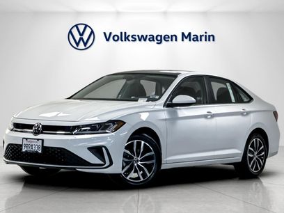Certified 2025 Volkswagen Jetta SE