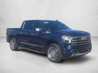 Used 2022 Chevrolet Silverado 1500 High Country w/ High Country Premium Package video 3