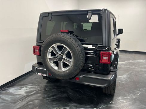 Used 2022 Jeep Wrangler Unlimited Sahara w/ LED Lighting Group image 6