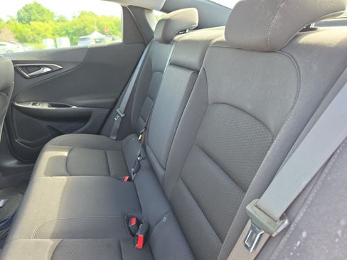 Used 2023 Chevrolet Malibu LT FWD image 12