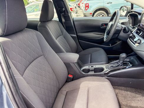 Used 2024 Toyota Corolla LE w/ LE Convenience Package FWD image 15