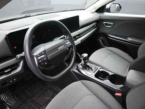 Used 2025 Kia K4 FWD image 20