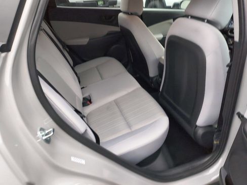 Used 2023 Hyundai Kona SEL AWD/4WD image 15