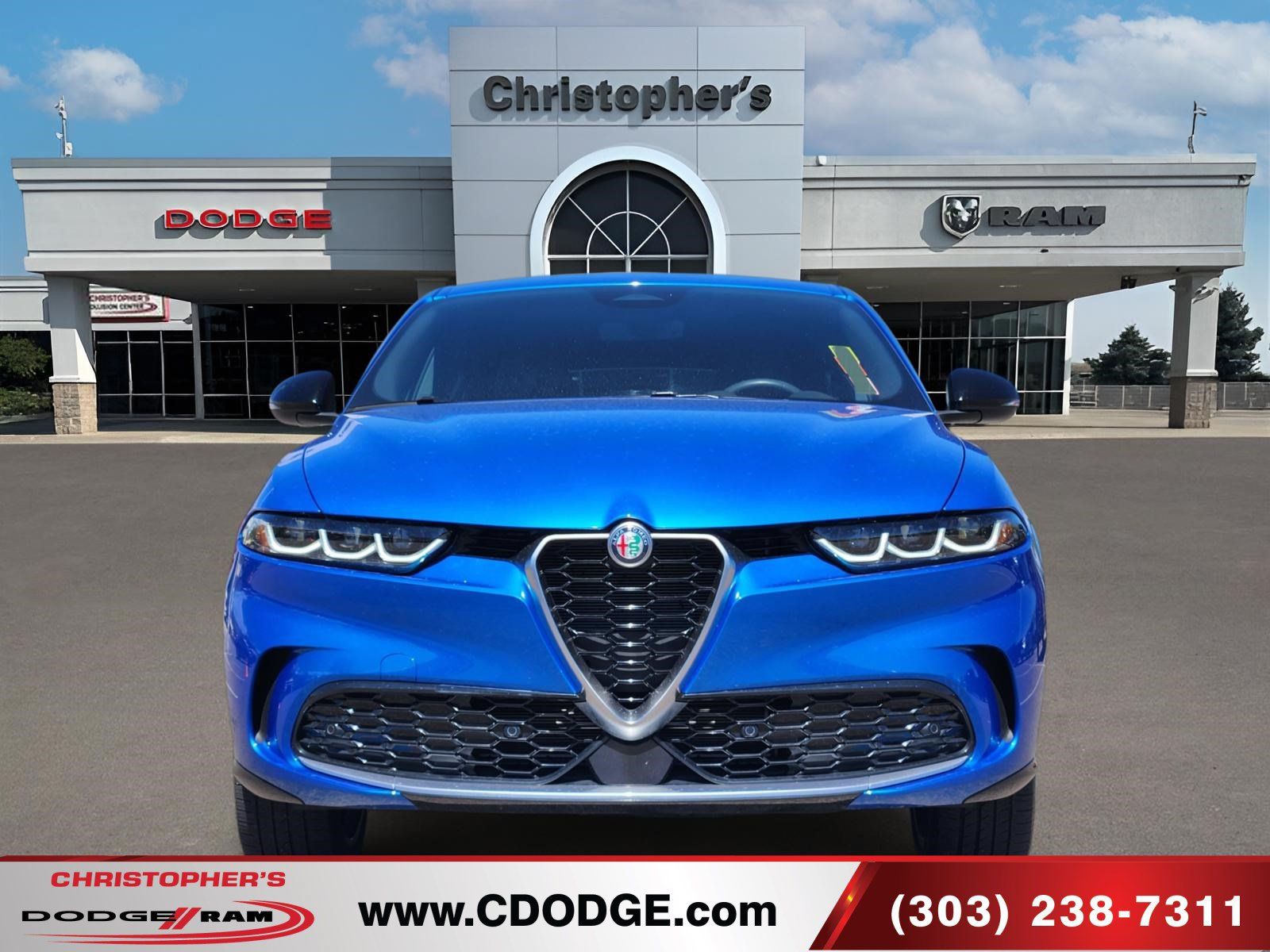 Used 2024 Alfa Romeo Tonale Ti w/ Premium Interior Package AWD/4WD image 8