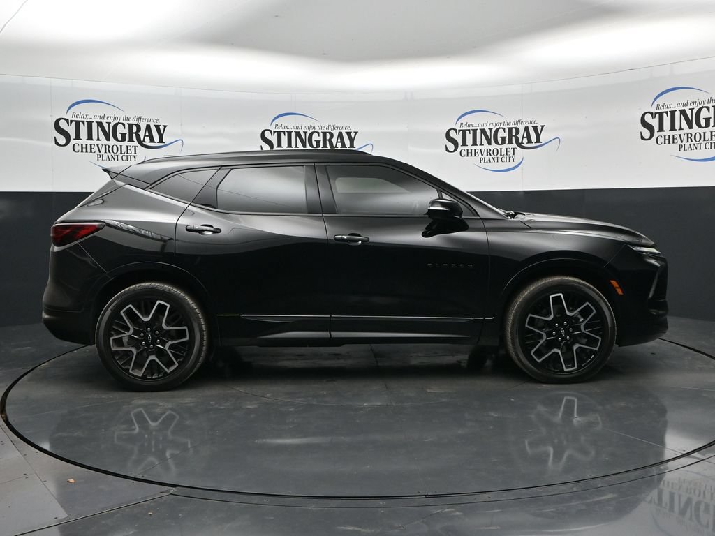 Used 2023 Chevrolet Blazer RS w/ Driver Confidence II Package FWD image 8