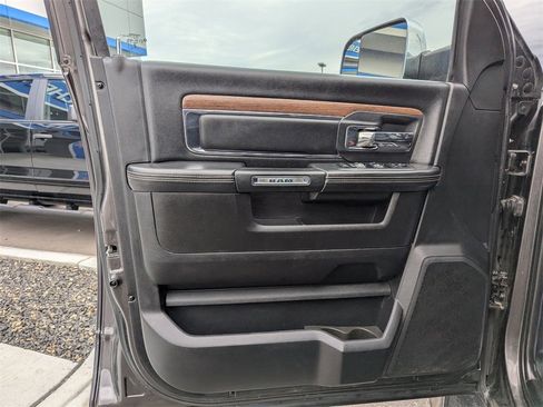 Used 2018 RAM 2500 Laramie image 10