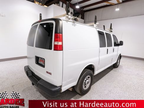 Used 2019 GMC Savana 2500 w/ Driver Convenience Package RWD image 5