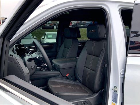 Used 2026 Chevrolet Tahoe High Country image 22