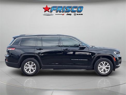 Used 2022 Jeep Grand Cherokee L Limited w/ Luxury Tech Group II image 11