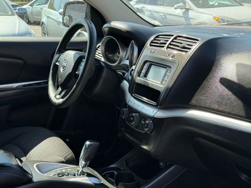 Used 2016 Dodge Journey SXT image 45