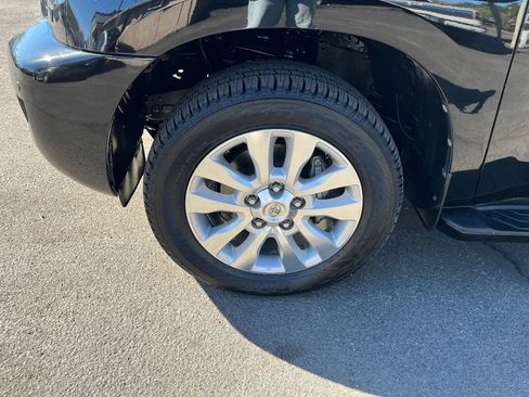 Used 2012 Toyota Sequoia Platinum image 46