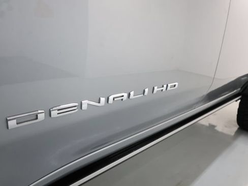 Used 2025 GMC Sierra 2500 Denali Ultimate AWD/4WD image 85