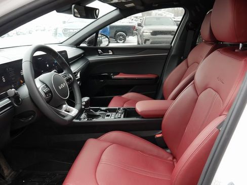 Used 2025 Kia K5 GT-Line w/ GT-Line Premium Package image 2