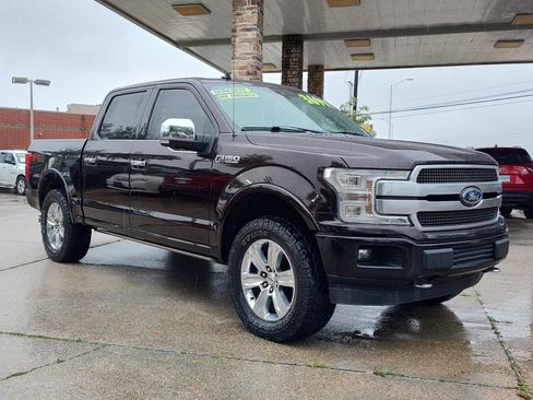 Used 2018 Ford F150 Platinum w/ Equipment Group 701A Luxury AWD/4WD image 9