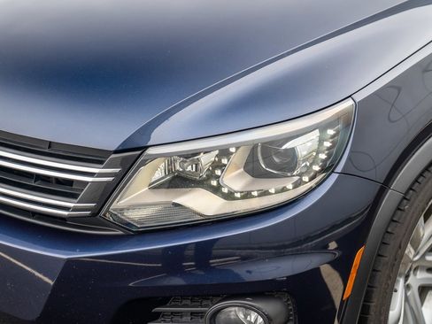 Used 2016 Volkswagen Tiguan SEL image 28