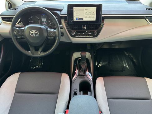 Used 2025 Toyota Corolla LE w/ LE Premium Package FWD image 17