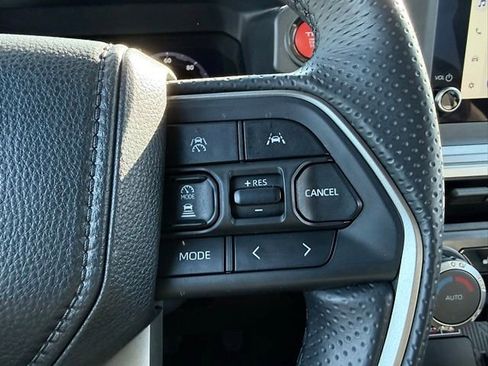 Used 2025 Toyota 4Runner TRD Sport Premium image 18