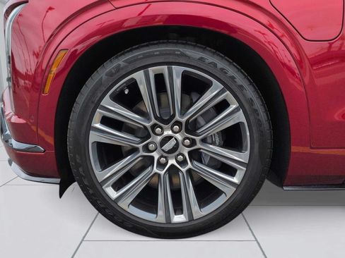 Used 2026 Cadillac Vistiq Luxury AWD/4WD image 30