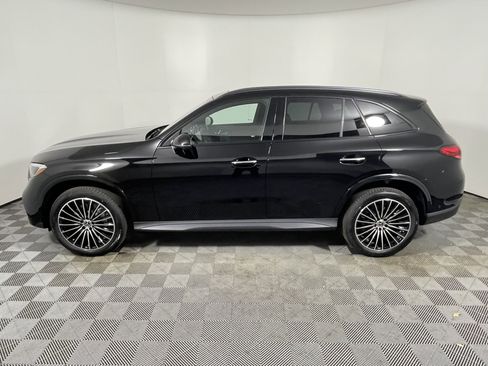 New 2026 Mercedes-Benz GLC 300 image 2
