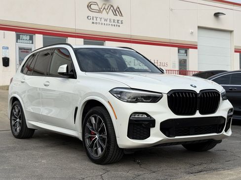 Used 2021 BMW X5 M50i AWD/4WD image 1