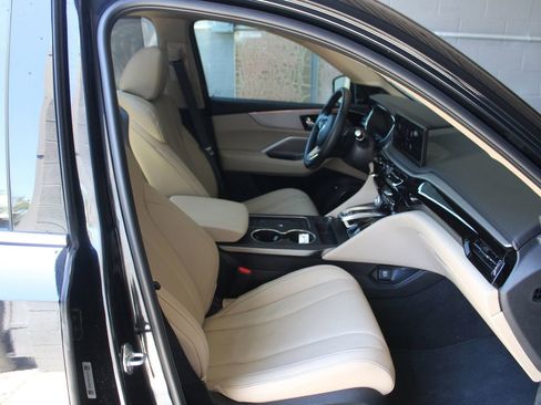 Certified 2025 Acura MDX FWD w/ Technology Package image 14