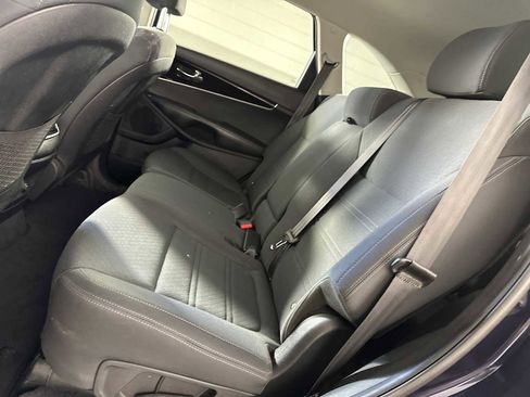 Used 2020 Kia Sorento LX w/ LX I4 Convenience Package image 24